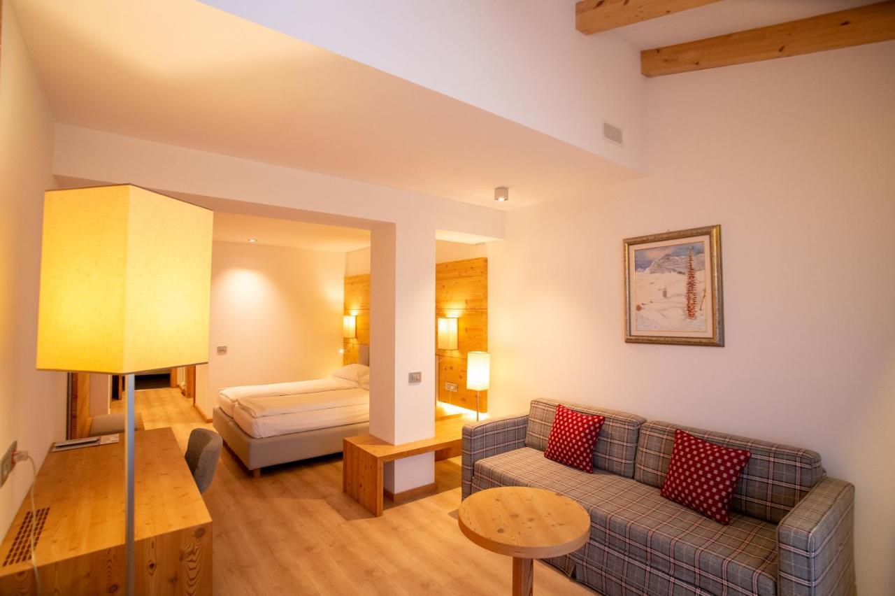Hotel Europeo Alpine Charme&Wellness Pinzolo Exterior foto