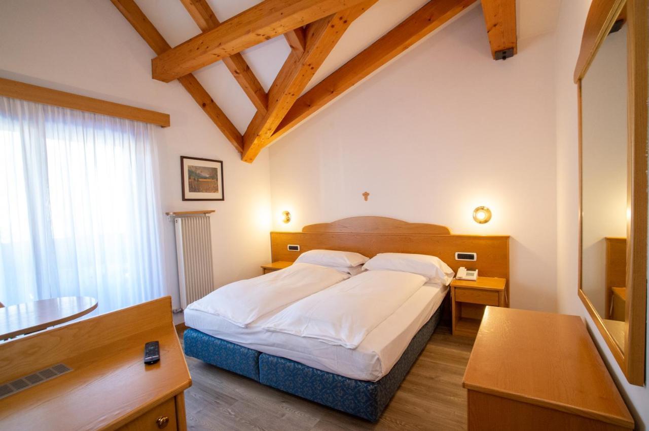 Hotel Europeo Alpine Charme&Wellness Pinzolo Exterior foto