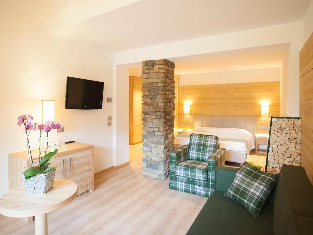 Hotel Europeo Alpine Charme&Wellness Pinzolo Zimmer foto