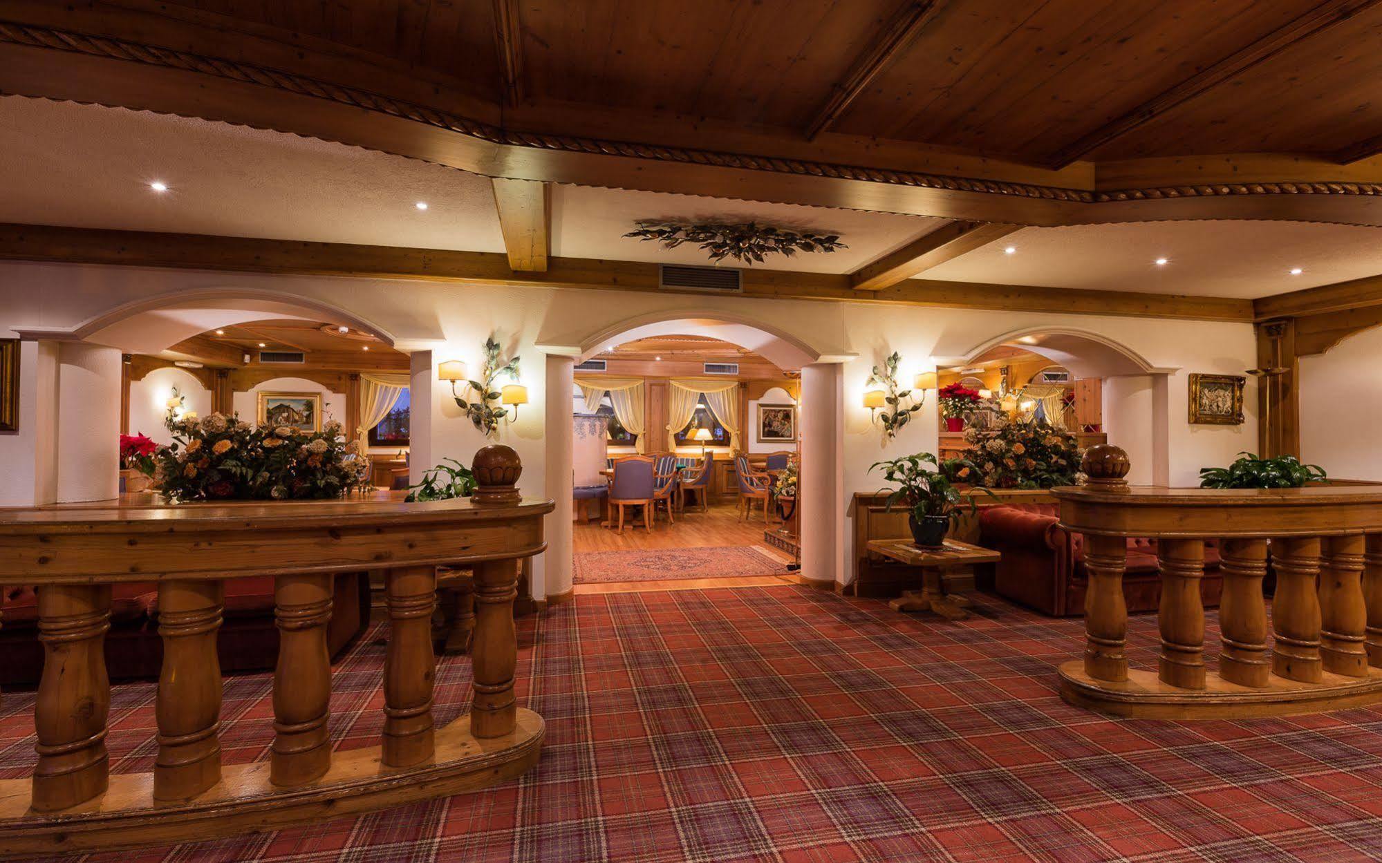 Hotel Europeo Alpine Charme&Wellness Pinzolo Exterior foto