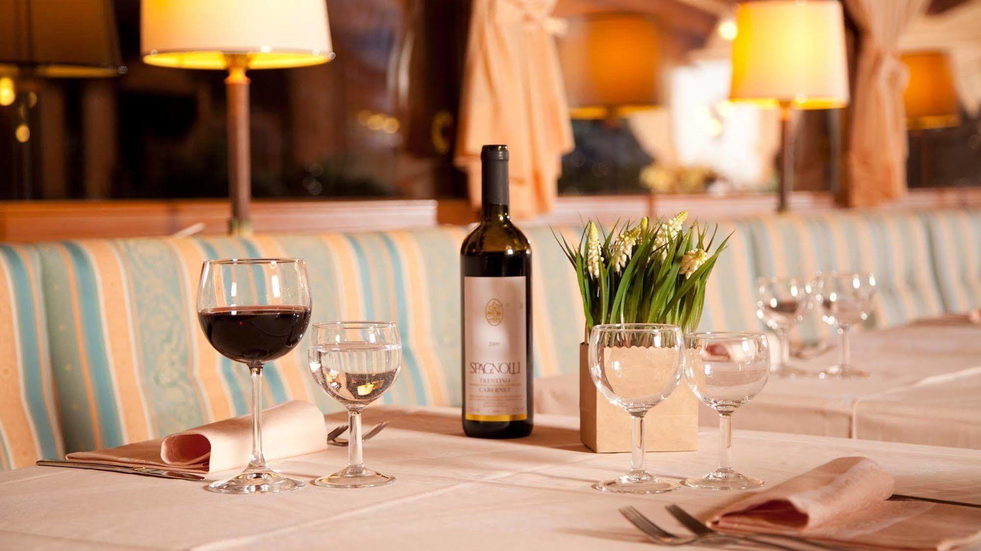 Hotel Europeo Alpine Charme&Wellness Pinzolo Exterior foto