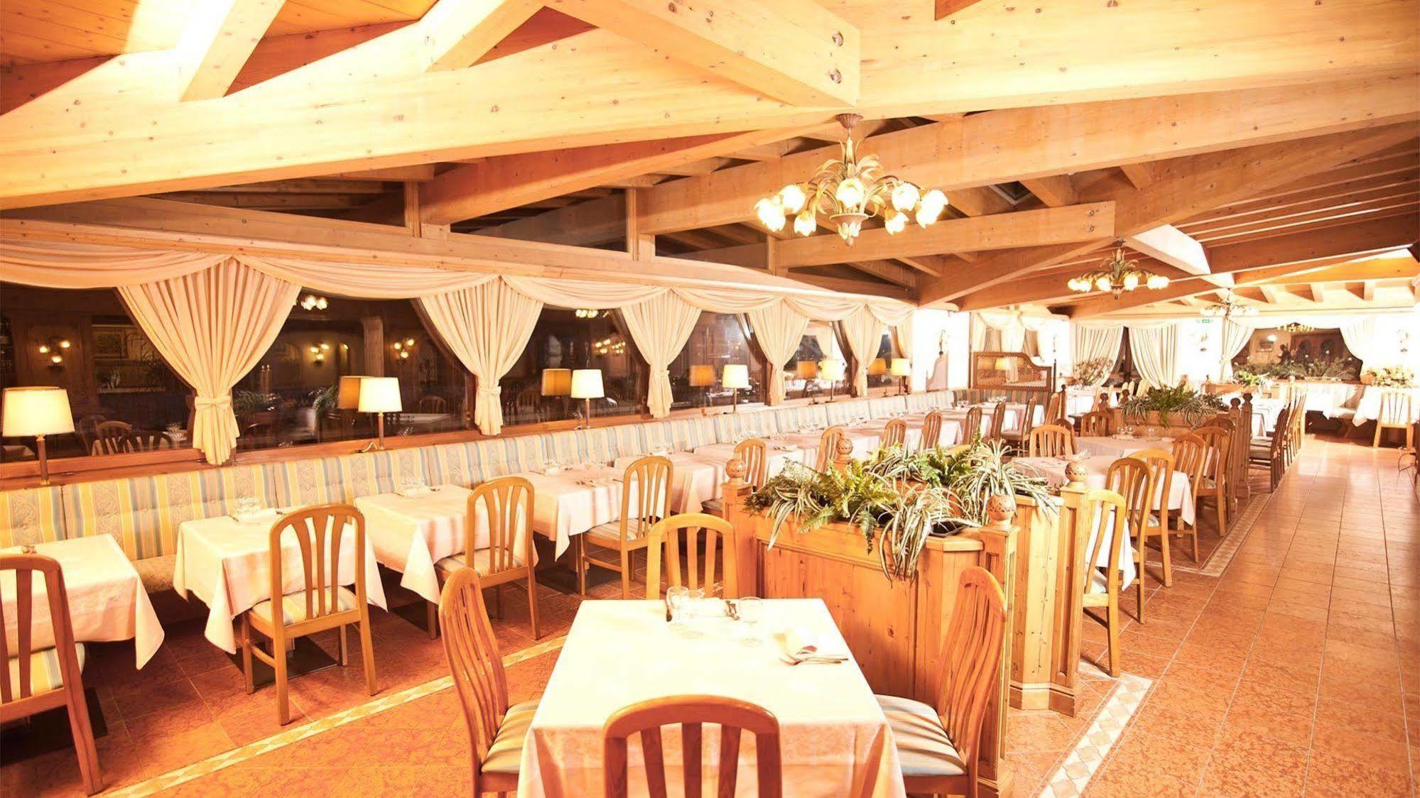 Hotel Europeo Alpine Charme&Wellness Pinzolo Exterior foto